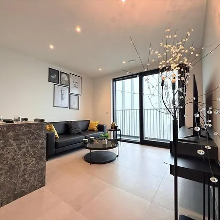 Charming One Bedroom Flat With Terrace-belv1