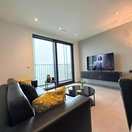 Apartment Charming One Bedroom Flat With Terrace-belv1 *