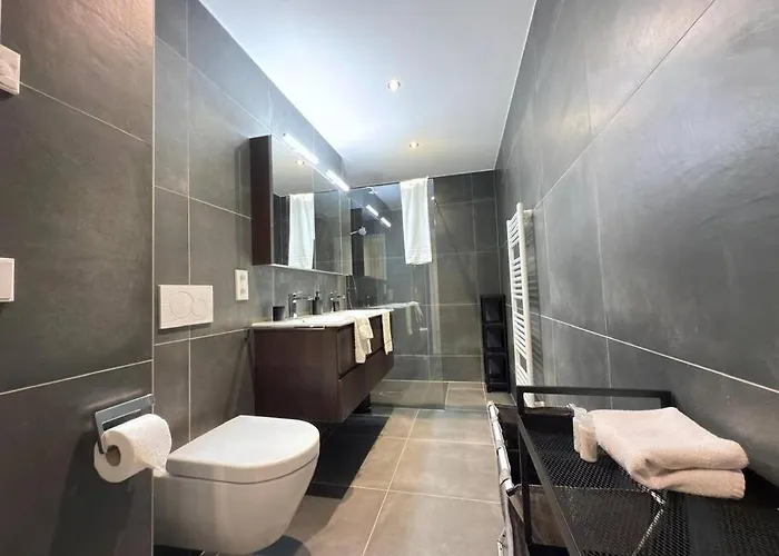 Daire Charming One Bedroom Flat With Terrace-belv1